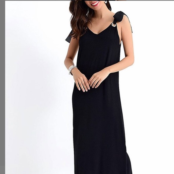 Black V-Neck Sleeveless Maxi Dress NWOT - Picture 4 of 7